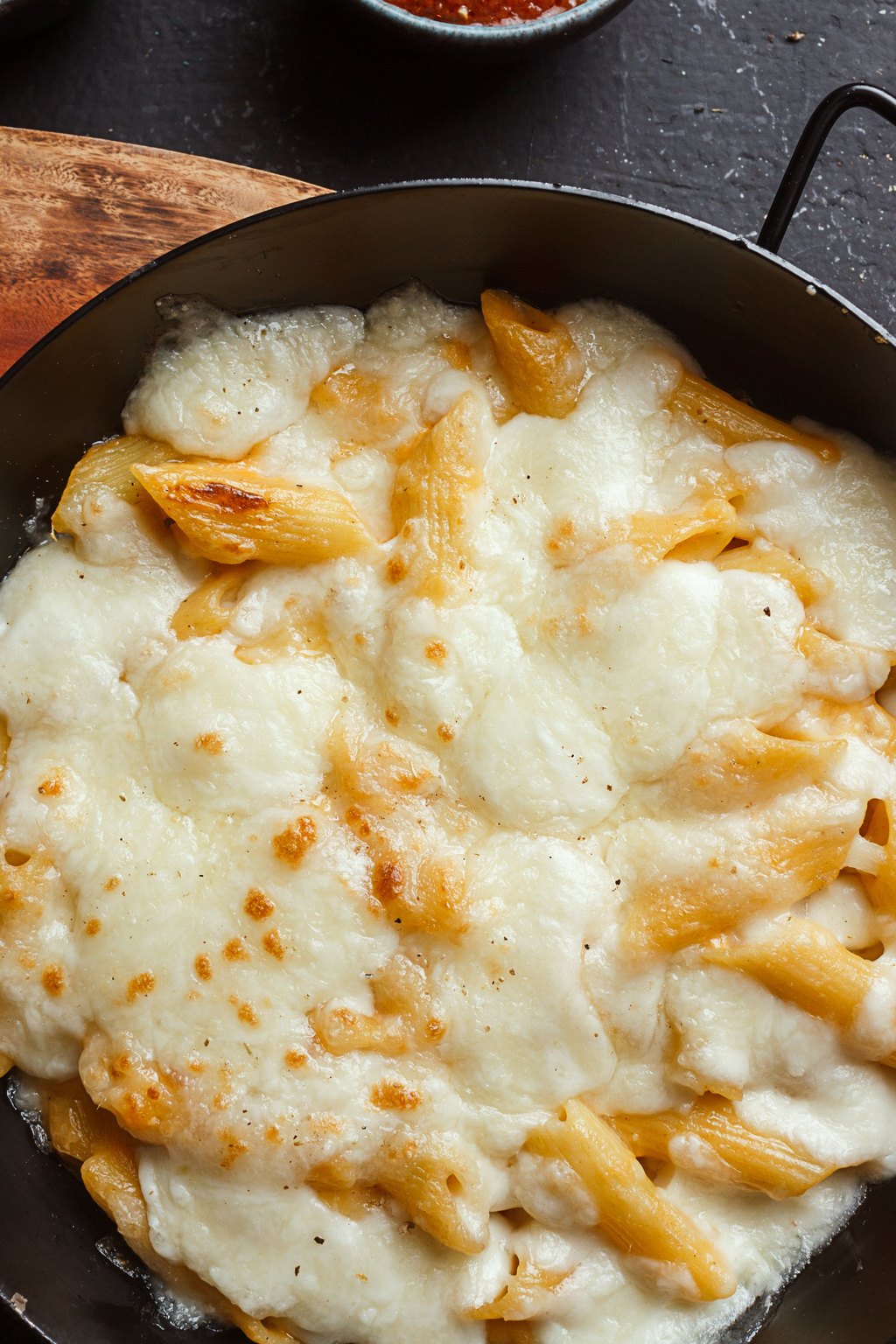 Close up of baked ziti