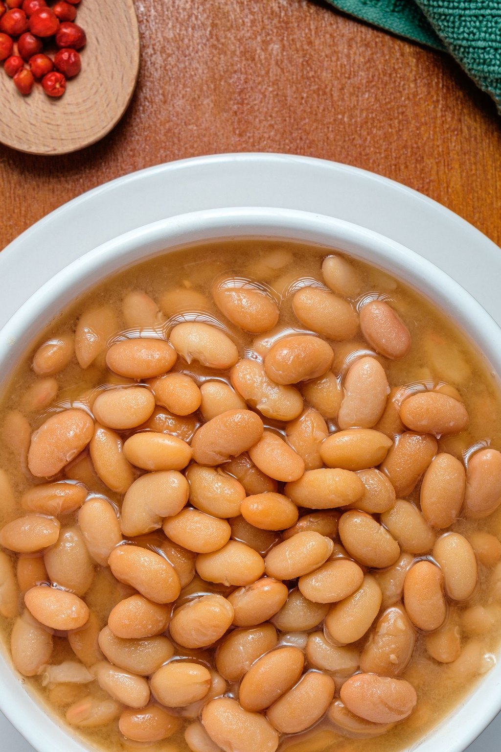 Close up of creamy white chicken chili