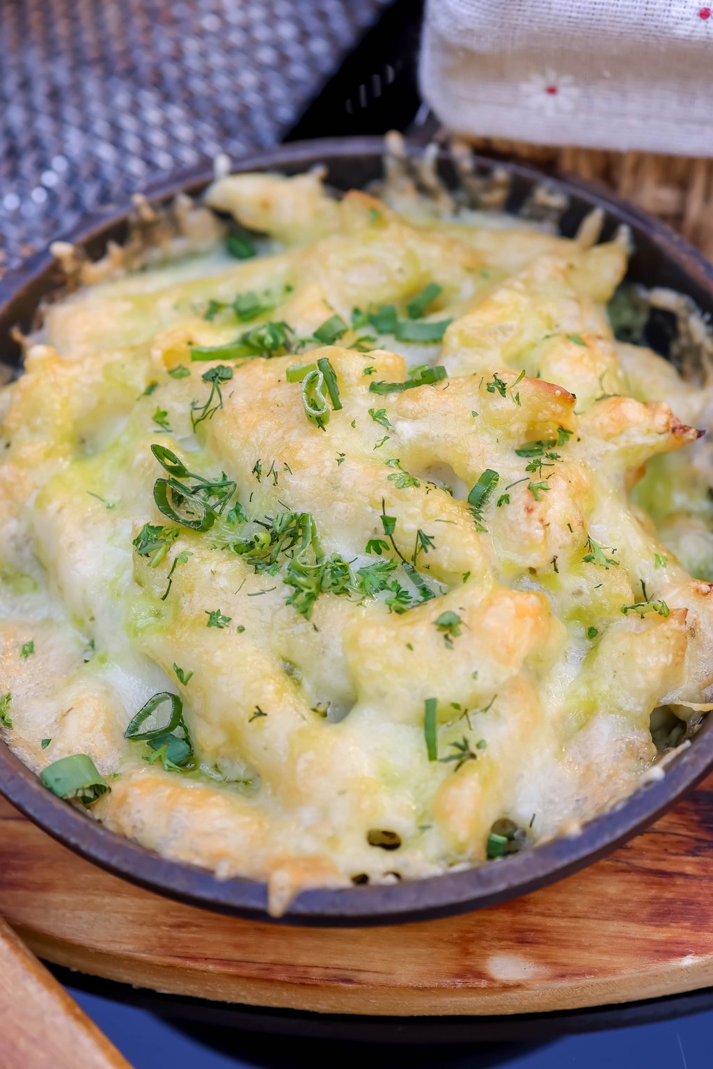 Close up of baked macaroni and cheese