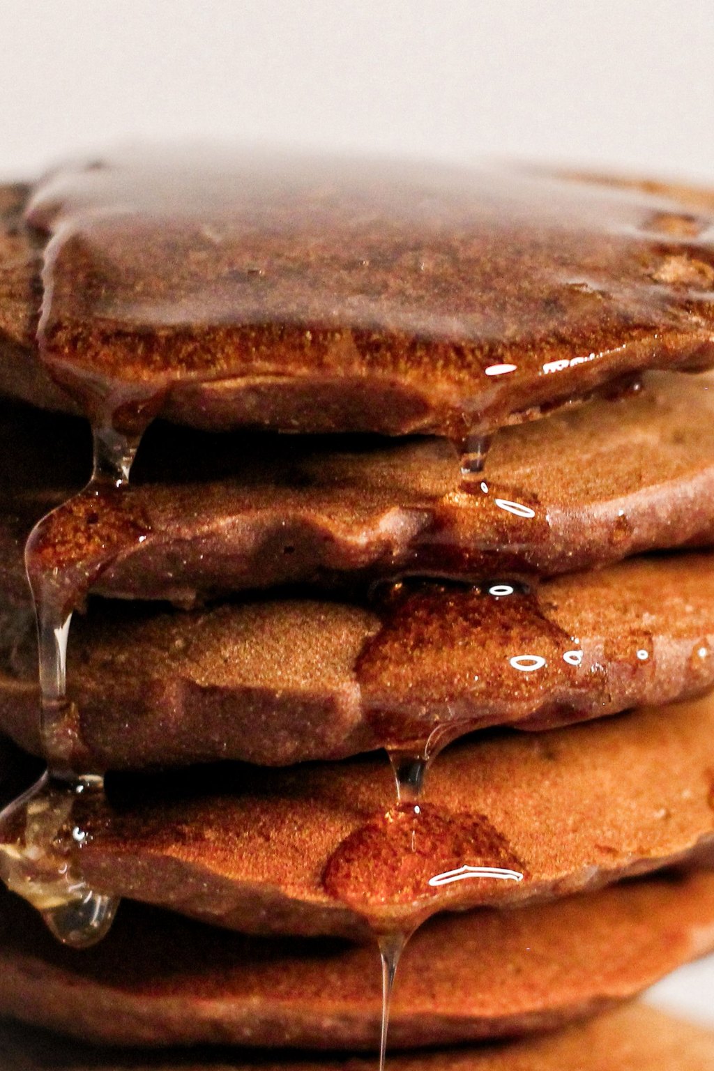 Close up of gingerbread pancakes