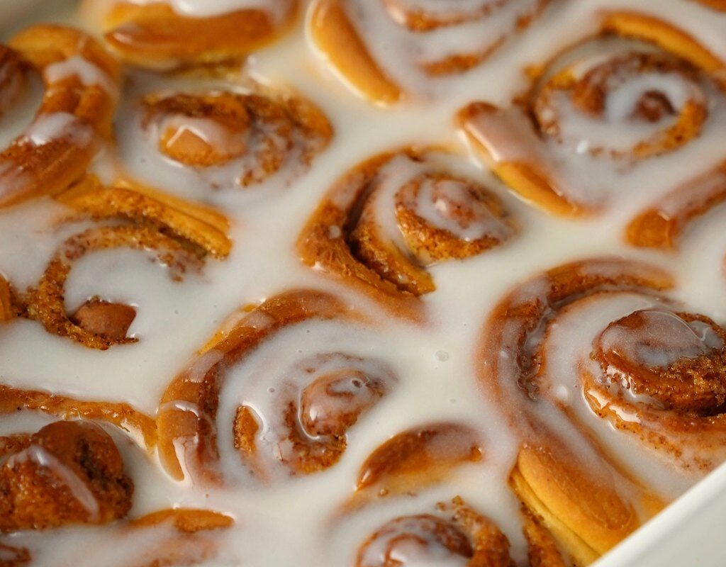 Close up of overnight cinnamon rolls